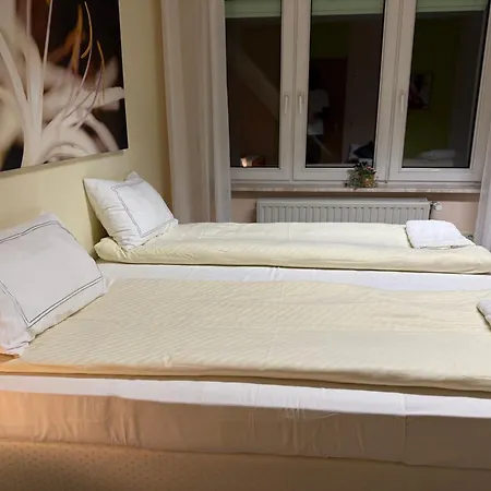 Deutsches Haus Hotell *